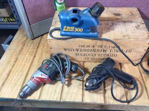 lot 89 image: 12 Hammer Drill - Heat Gun - Bit Sharpener