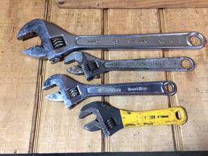 lot 91 image: 4 Adjustable Wrenches