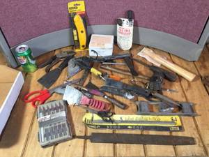 lot 104 image: Variety Hand Tools