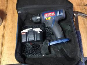 lot 125 image: Ryobi 12v Cordless Drill