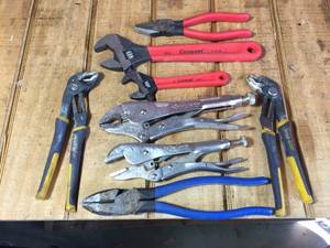 lot 127 image: Vise Grips - Crescent - Husky - Klein Pliers