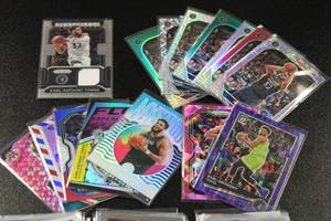 Minnesota Timberwolves Karl Anthony Towns Collection  60 Cards w Relic Card