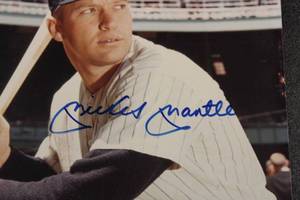 Mickey Mantle 8x10 Autographed Photo