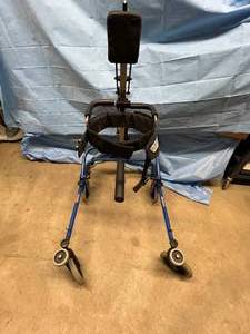 lot 39 image: Mulholland Walkabout Child 2C Gait Trainer Positioning System - Good Condition