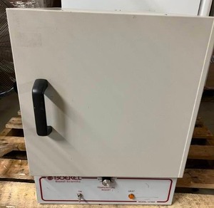 lot 50 image: MSRP $1500 Boekel 107905 Medium Gravity Laboratory Convection Oven, Capacity 47.9L, Temperature Range Ambient to 225°C, 115V - perfect for annealing, polymerizing plastics, and product age acceleration - Good Working Condition