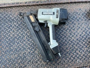 lot 14 image: Surebonder Framing Nailer