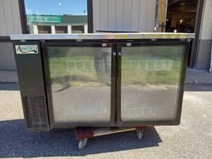 AVANTCO BAR BACK REFRIGERATOR