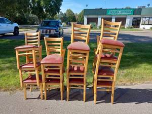 10 LADDER BACK WOOD RESTAURANT CHAIR