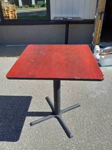 SQUARE RESTAURANT BAR STOOL TABLE