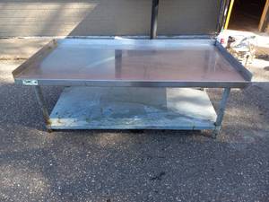 COMMERCIAL STAINLESS STEEL TABLE EQUIPMENT BASE