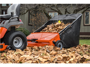BRAND NEW 42 LAWN SWEEPER