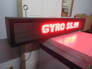 lot 814 image: DIGITAL, LIGHT UP ROLLING MESSAGE BOARD