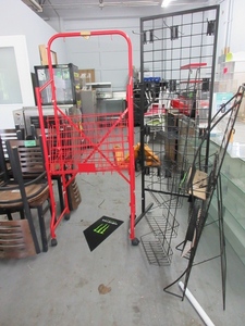 lot 849 image: WIRE RETAIL DISPLAY RACKS