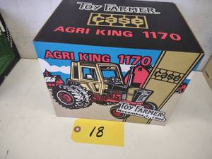 Ertl Toy Farmer Case Agri King 1170...