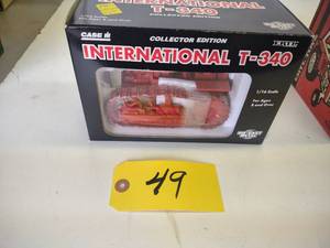 Ertl Case International T-340  Die ...