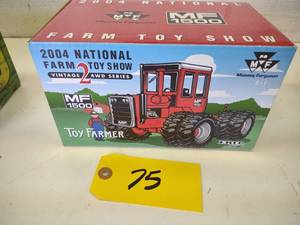 Ertl Toy Farmer Massey-Ferguson MF1...