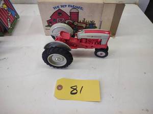 Ertl Toy Farmer Ford 901 Powermaste...