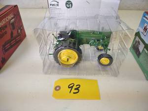 Ertl John Deere 420V Die Cast Tract...