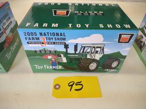 Ertl Toy Farmer Oliver 2655 Die Cas...