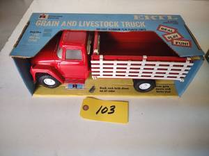 Ertl International Die Cast Grain &...