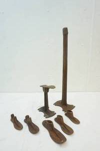Cast iron cobbler tools