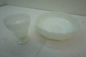 Vintage milk glass dishes