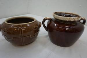 Vintage ceramic bean pots, McCoy