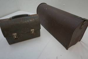 Vintage tinmetal items