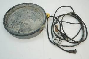 Heated water dish