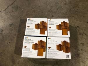 Lot of Honey-Can-Do  Maple Square Wood Bed Risers (Set of 4) Customer Returns See Pictures
