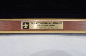 Franklin Mint Boy Scouts of America 12 Knife Display Frame