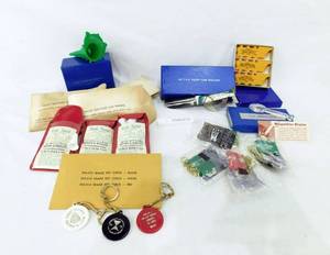Lot of Various Vintage Salesman Samples