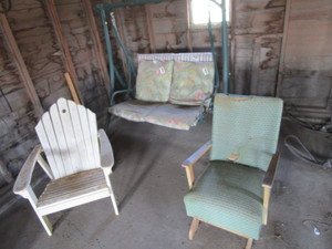 lot 50 image: Patio Furniture