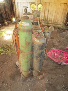 lot 64 image: Torch Set
