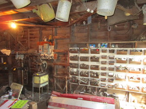 lot 67 image: Contents of Wall (see pics)