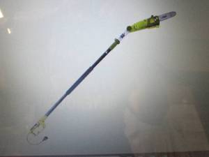 lot 7 image: Sun Joe Saw Joe 8 Electric Pole Ch...