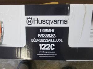 lot 21 image: Husqvarna 2-Cycle Gas String Trimme...