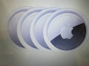 lot 58 image: LB-Apple AirTag 4-Pack open box Ret...