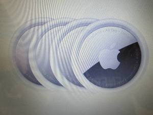 lot 62 image: LB-Apple AirTag 4-Pack open box Ret...