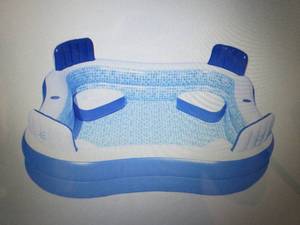 lot 86 image: Blue Wave Premier 74 x 26 Square...