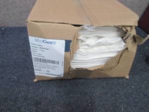 lot 123 image: Disposable Pillow Cases 21x30 inche...