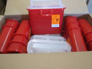 lot 132 image: Medegen 8708 Stackable Sharps Taine...