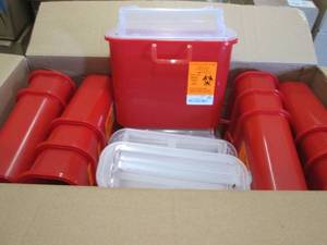 lot 138 image: Medegen 8708 Stackable Sharps Taine...