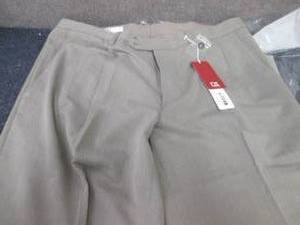 lot 198 image: CUTTER & BUCK Twill Microfiber Plea...