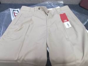 lot 215 image: Cutter & Buck MCB06393 Mens Gabardi...