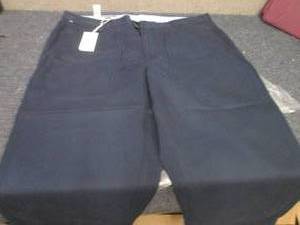 lot 233 image: 2 pr Cutter and Buck MCB00020 Mens...