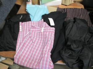 lot 237 image: 6 Assorted Size 6 PantsCapris...