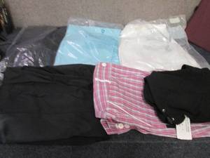 lot 238 image: 6 Assorted Size 6 PantsCapris...