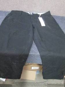 lot 245 image: 2 pr Cutter and Buck MCB00020 Mens...