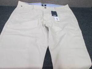 lot 259 image: 2 pr Cutter and Buck MCB00020 Mens...